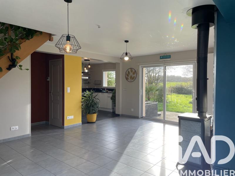 Maison - 100 m² - 6 pièces