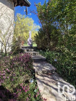 Maison - 95 m² - 4 pièces