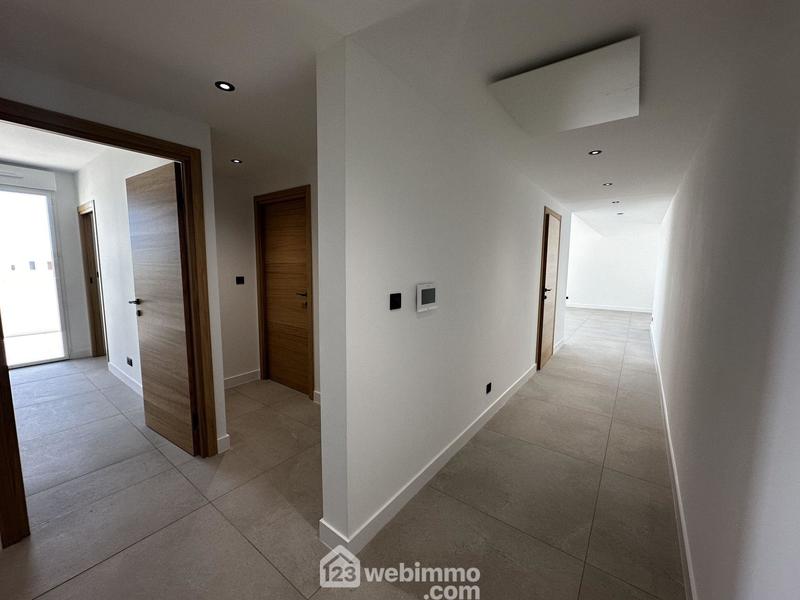 Appartement - 120 m² - 4 pièces