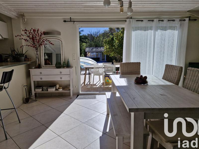 Maison - 200 m² - 7 pièces