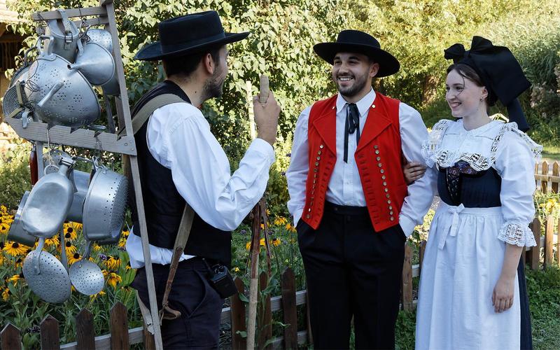 Une noce haute en couleurs