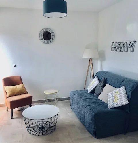 Studio - 25 m² - 1 pièce