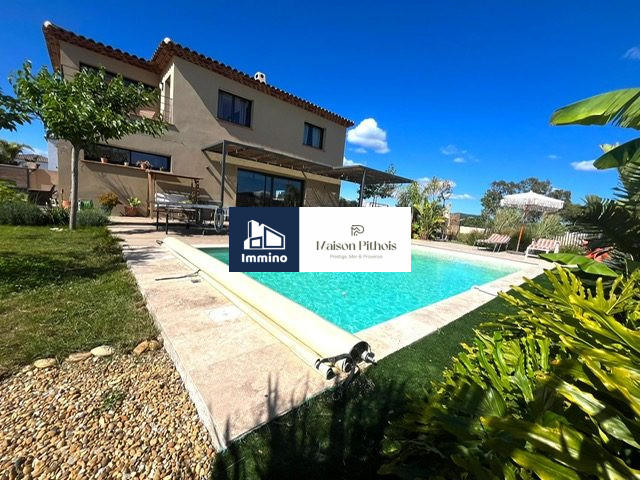 Villa - 148 m² - 5 pièces