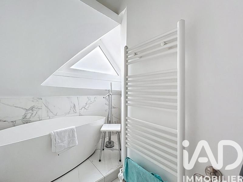 Maison - 123 m² - 5 pièces