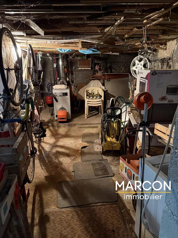 Maison - 110 m² - 4 pièces