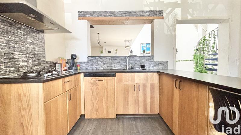 Maison de ville - 234 m² - 7 pièces