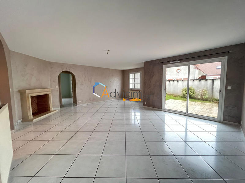 Maison - 99 m² - 4 pièces