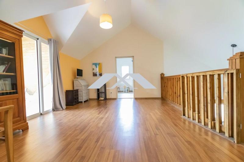 Maison - 168 m² - 6 pièces