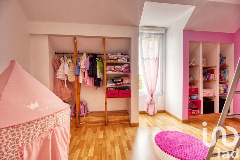 Maison - 208 m² - 7 pièces