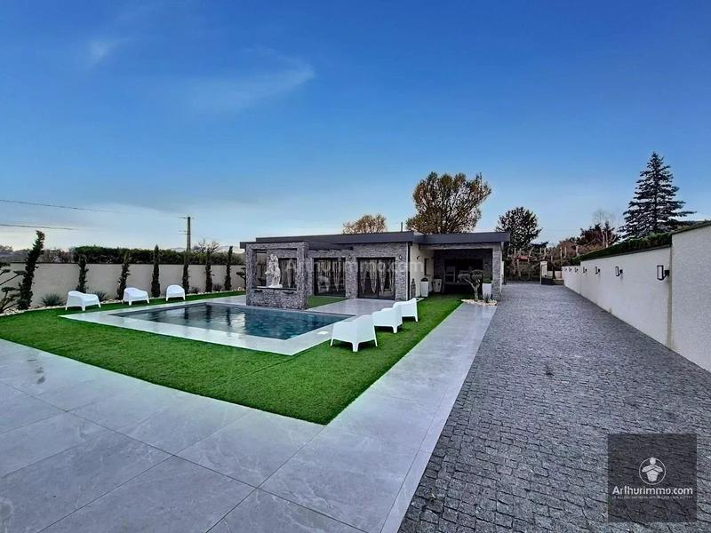 Maison - 130 m² - 6 pièces