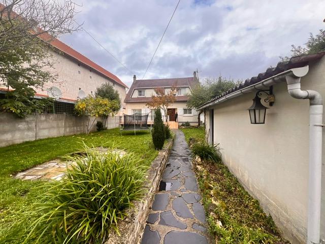 Pavillon - 115 m² - 5 pièces