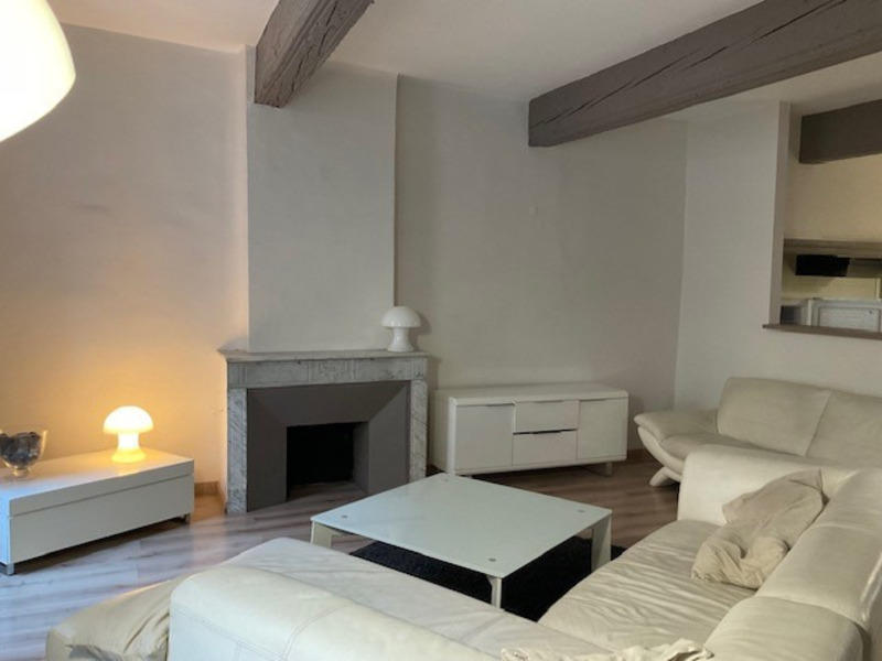 Appartement ancien - 64 m² - 2 pièces