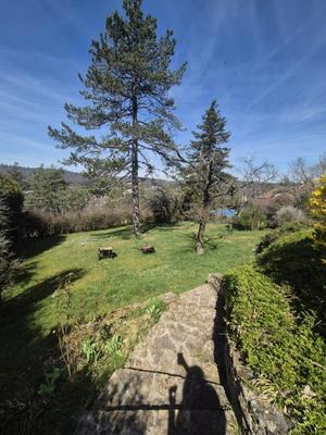 Maison - 180 m² - 6 pièces