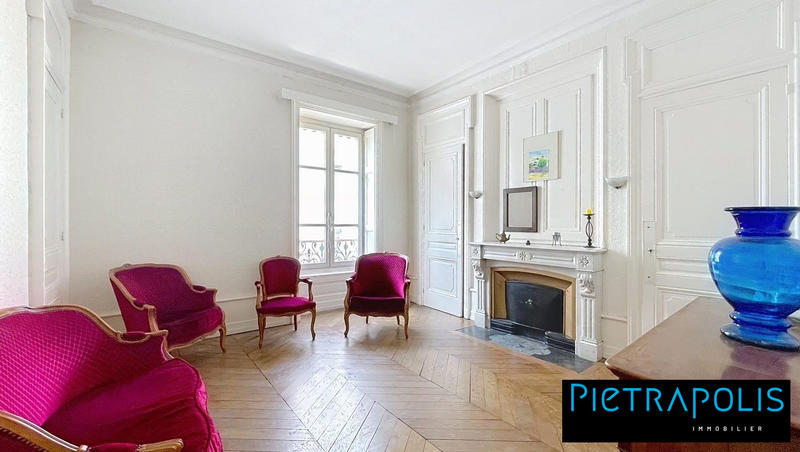 Appartement - 132 m² - 5 pièces