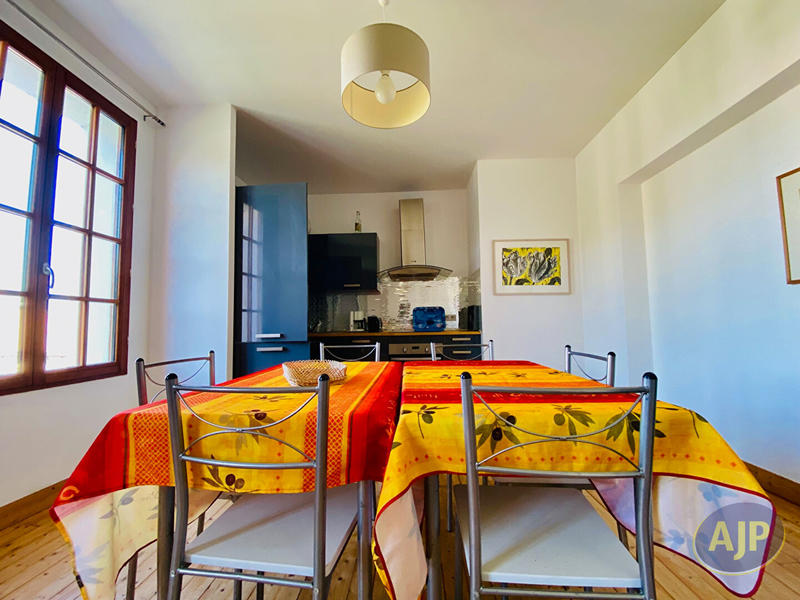 Maison bourgeoise - 212 m² - 6 pièces