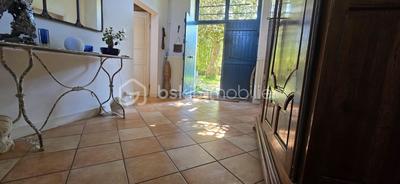 Demeure - 268 m² - 8 pièces