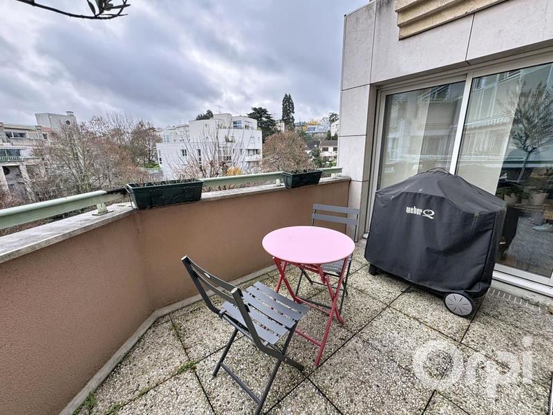 Appartement - 105 m² - 4 pièces