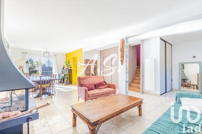 Maison - 195 m² - 9 pièces