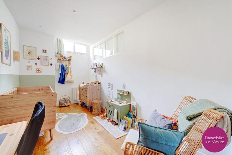 Appartement - 81 m² - 3 pièces