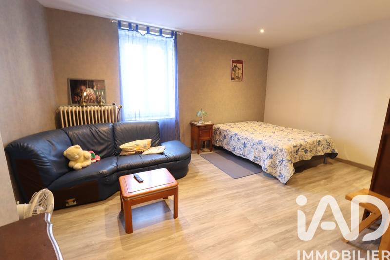 Maison - 238 m² - 6 pièces