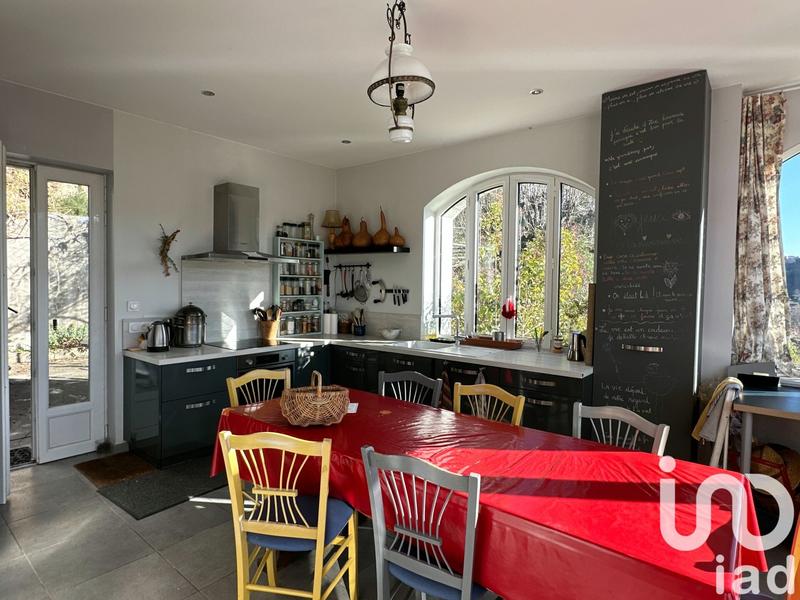 Maison - 125 m² - 6 pièces