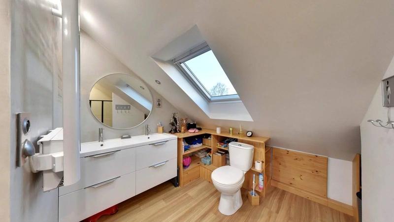 Maison - 94 m² - 5 pièces