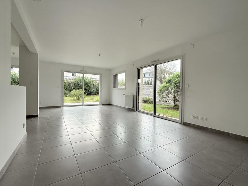 Maison contemporaine - 118 m² - 5 pièces