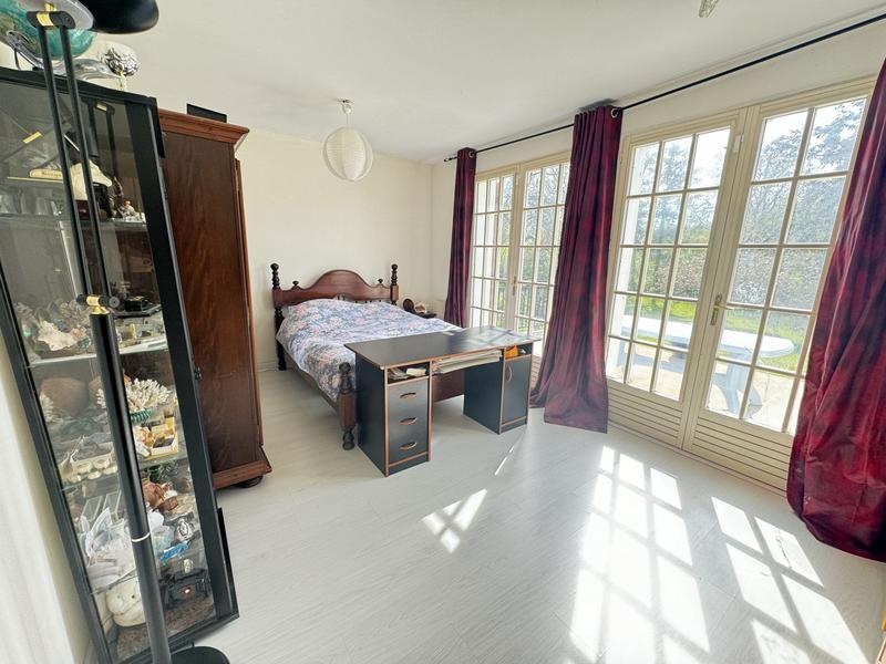 Villa - 217 m² - 8 pièces