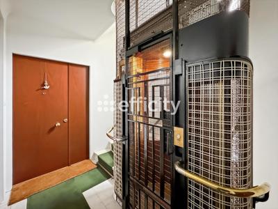 Appartement - 89 m² - 3 pièces