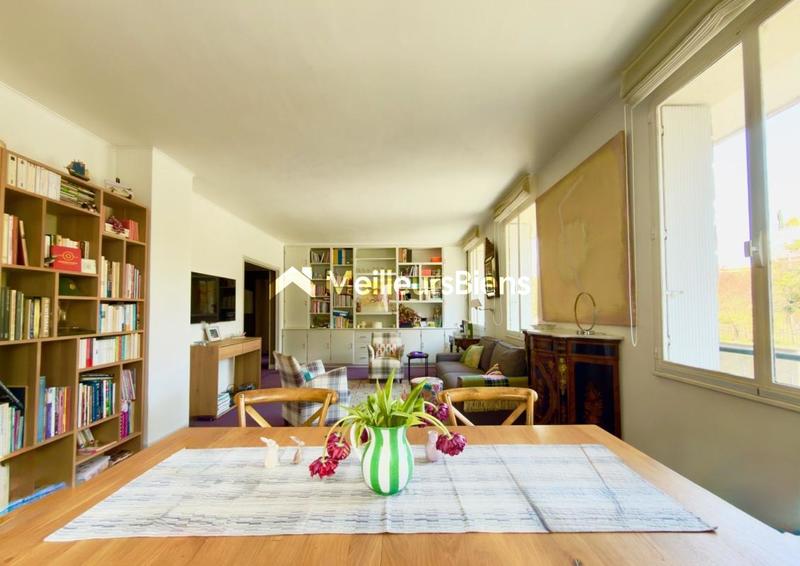 Appartement ancien - 98 m² - 5 pièces