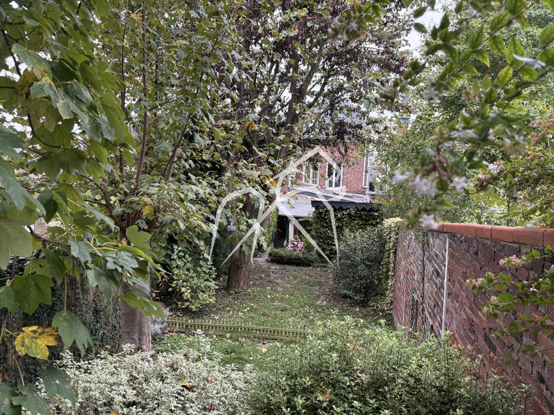 Maison - 122 m² - 6 pièces