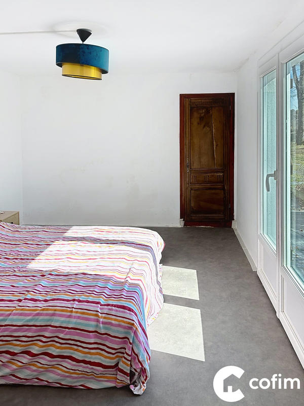 Maison - 143 m² - 5 pièces