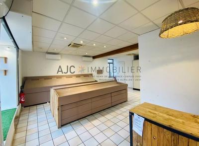 Local commercial - 42 m² - 1 pièce
