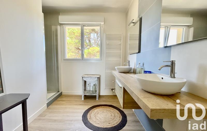 Maison - 246 m² - 8 pièces