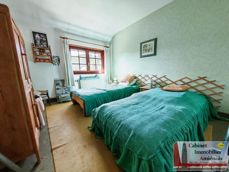 Pavillon - 154 m² - 7 pièces