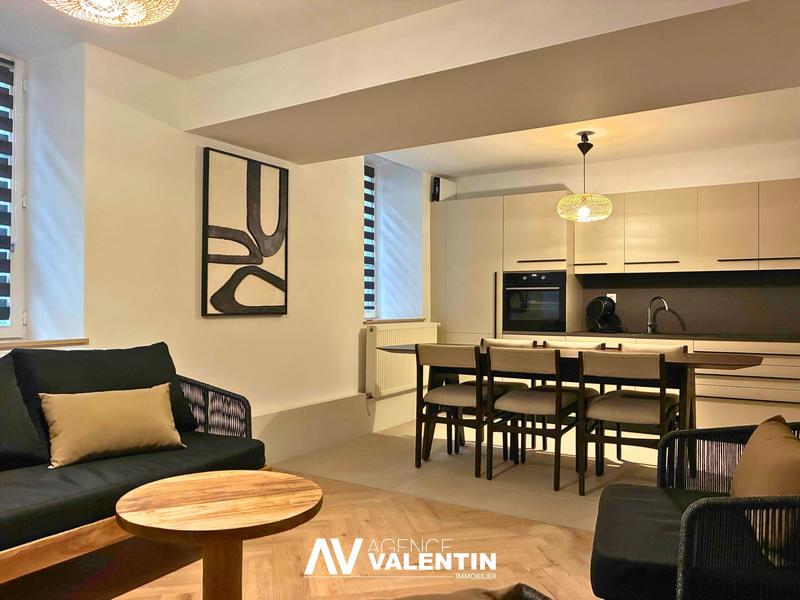 Appartement - 108 m² - 5 pièces