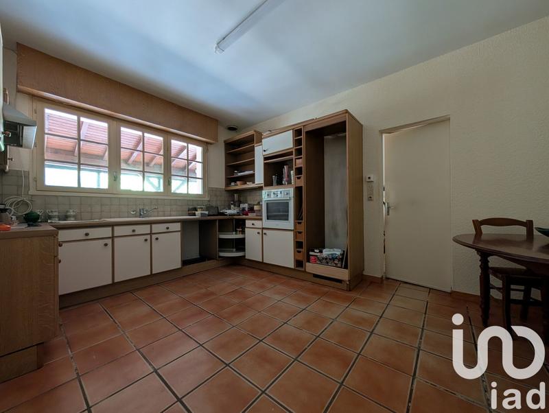 Maison - 180 m² - 6 pièces