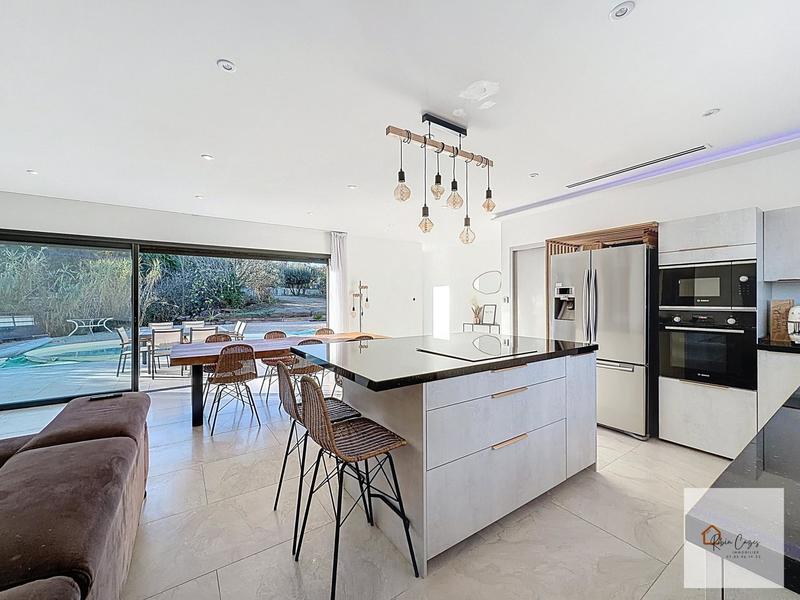 Villa - 147 m² - 5 pièces