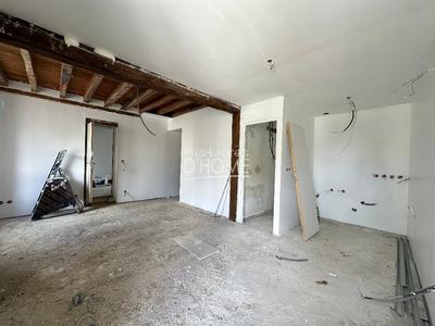 Maison - 178 m² - 9 pièces