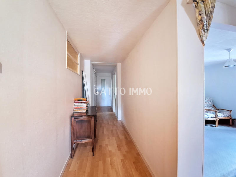 Maison de village - 183 m² - 8 pièces