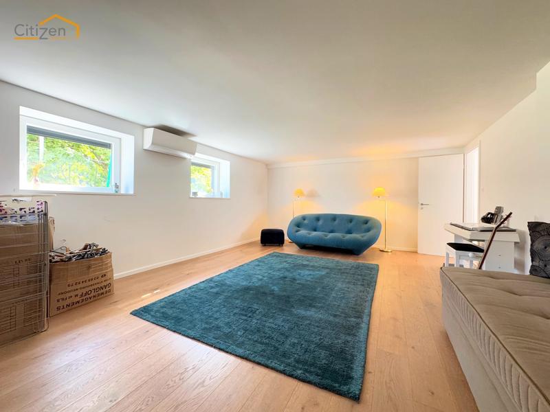 Maison - 200 m² - 6 pièces