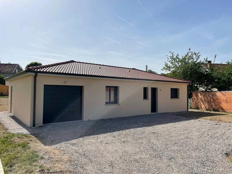 Maison - 94 m² - 4 pièces