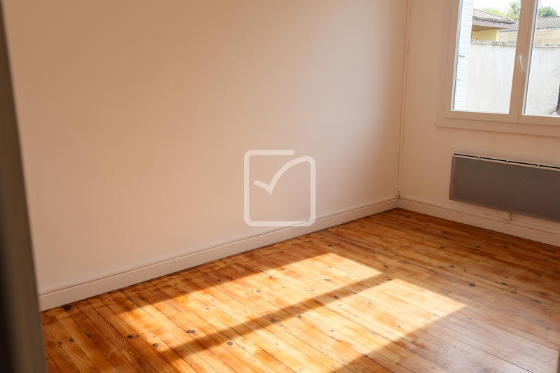 Maison de village - 219 m² - 10 pièces