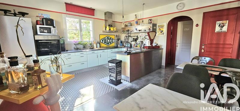 Maison - 170 m² - 6 pièces