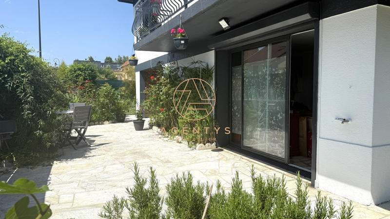 Maison - 165 m² - 7 pièces