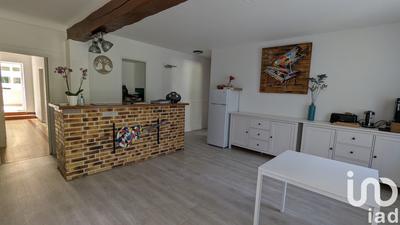 Maison - 307 m² - 12 pièces