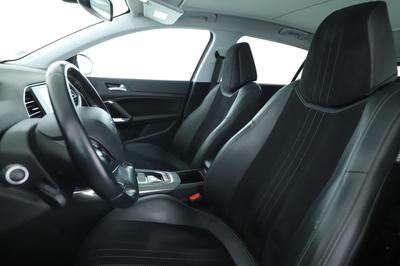 Peugeot 308 1.6 Blue-HDi Feline Eat6 120 ch