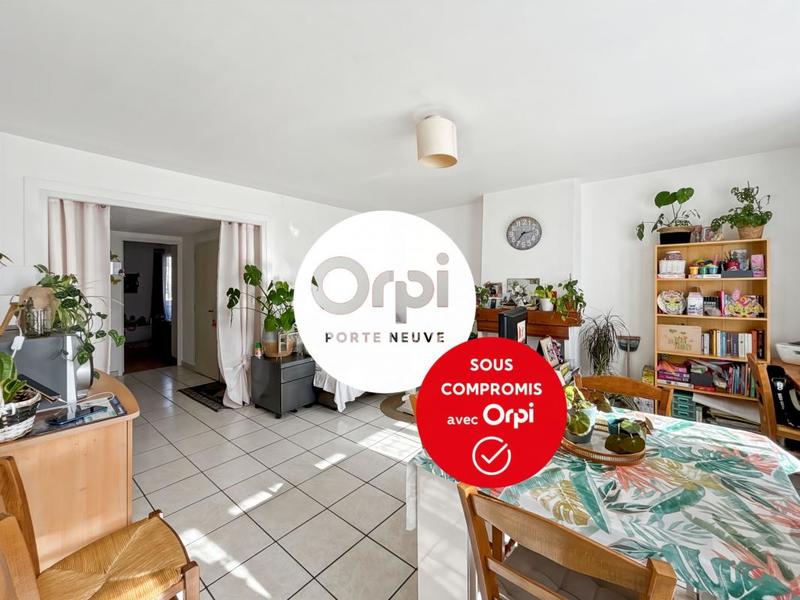 Immeuble - 300 m² - 12 pièces