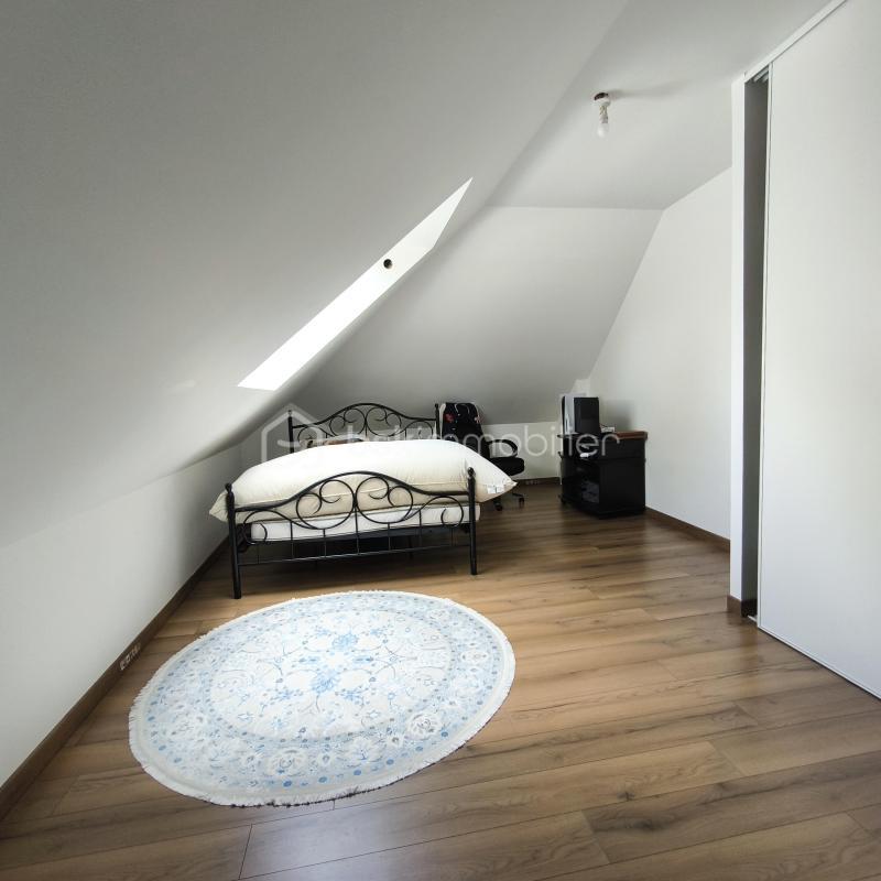 Maison - 213 m² - 7 pièces