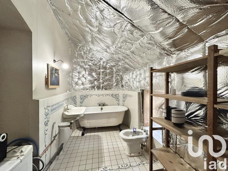 Maison - 97 m² - 3 pièces